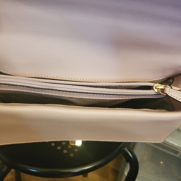 Micheal Kors Kinsley medium top handle Satchel - Like New Ballet Pink - Picture 5 of 8